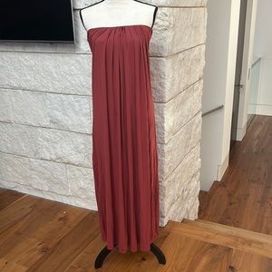 Isabella Oliver for A Pea in the Pod Maternity dress